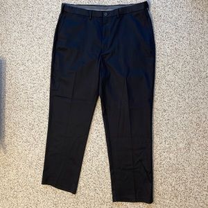 Haggar black dress pants. Flat front. Men’s 42 x 32